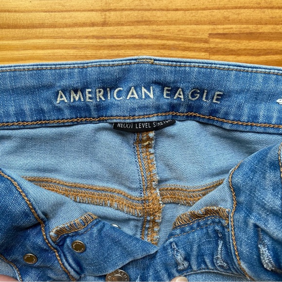 America Eagle High Waisted Blue Jean Shorts Size 12 - Picture 3 of 4